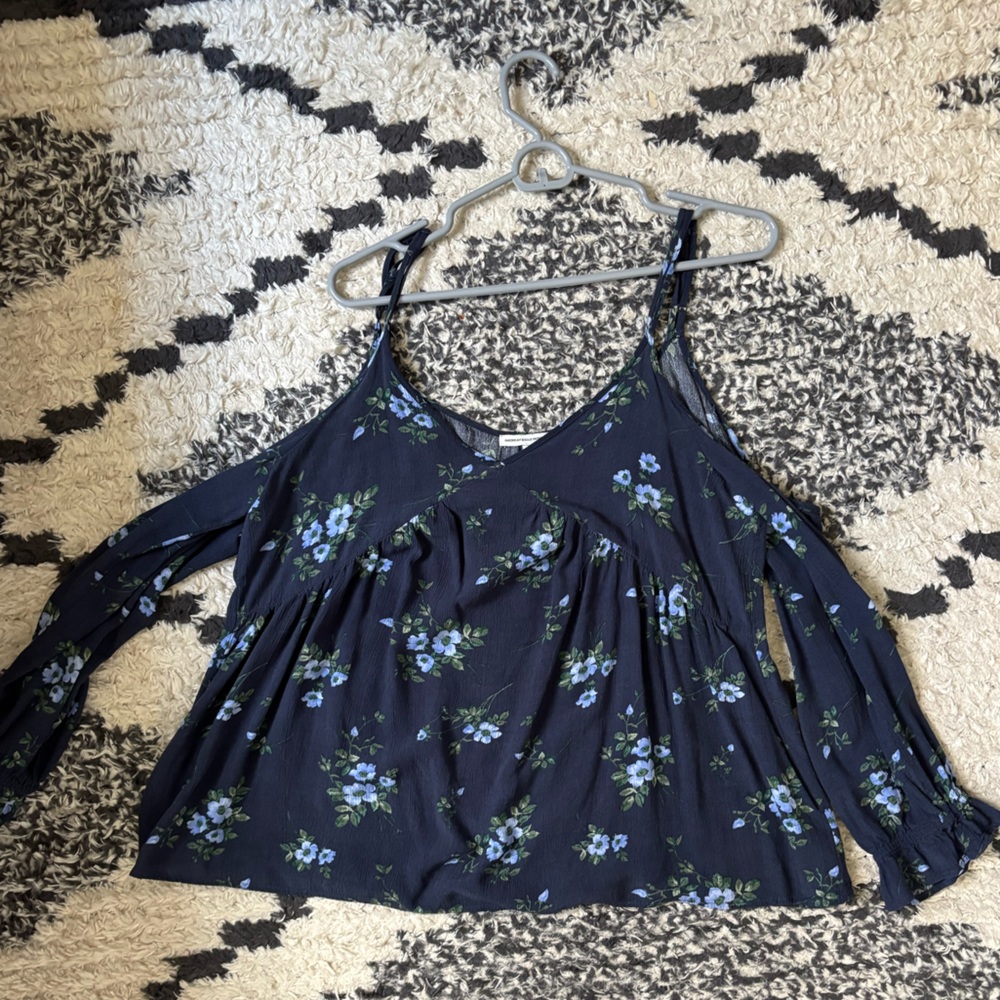American Eagle Outfitters Navy Blue Floral Blouse